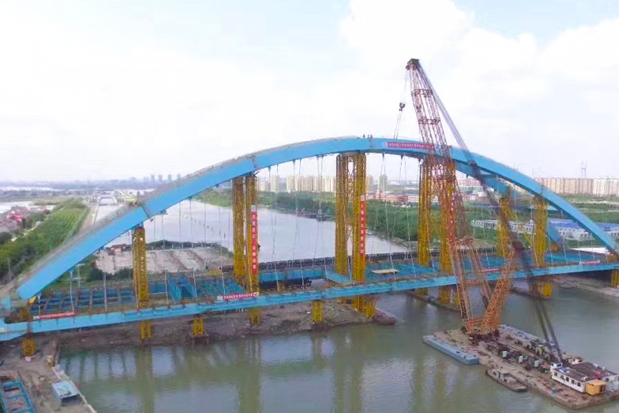 جسر طريق بوكسينغ السريع على خط دالو، شنغهاي